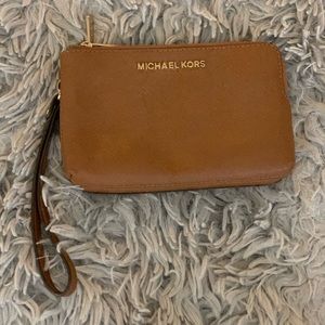 MICHAEL BY MICHAEL KORS DOUBLE ZIP WRISTLET